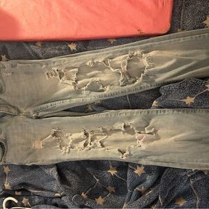 Universal Thread Ripped Light Gray Women's Skinny Jeans